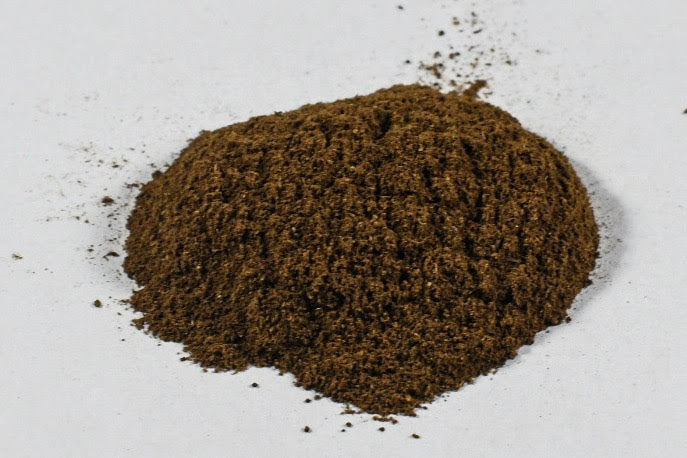 Cloves Ground